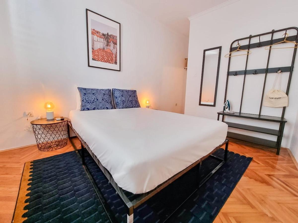 De Spot Guest House - Pile Old Town Gate Дубровник Экстерьер фото