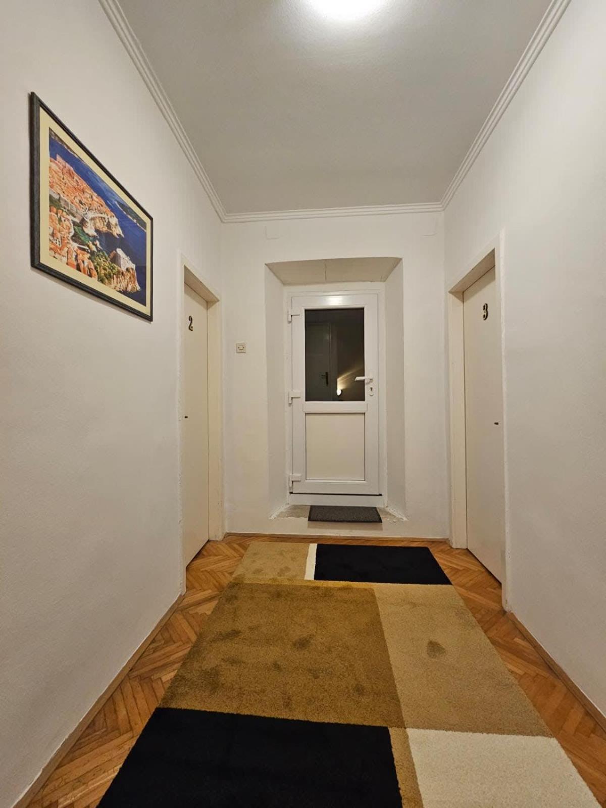 De Spot Guest House - Pile Old Town Gate Дубровник Экстерьер фото
